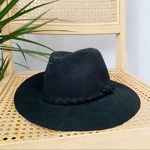 2/$20 David & Young D&Y Black Floppy Brimmed Hat